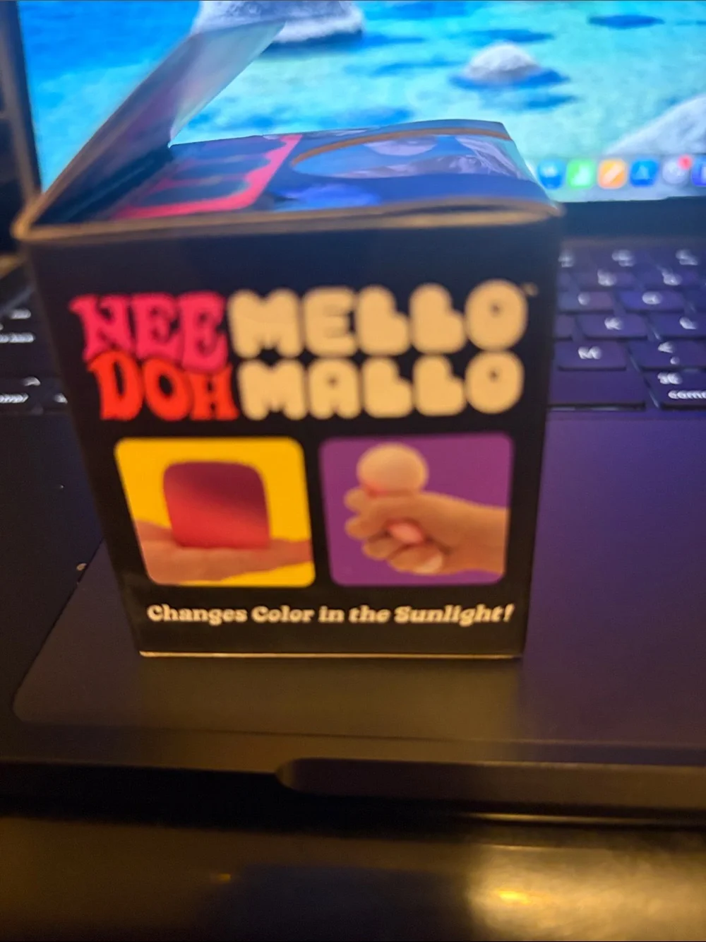 NeeDoh Mello Mallo Color-Changing - yellow/orange